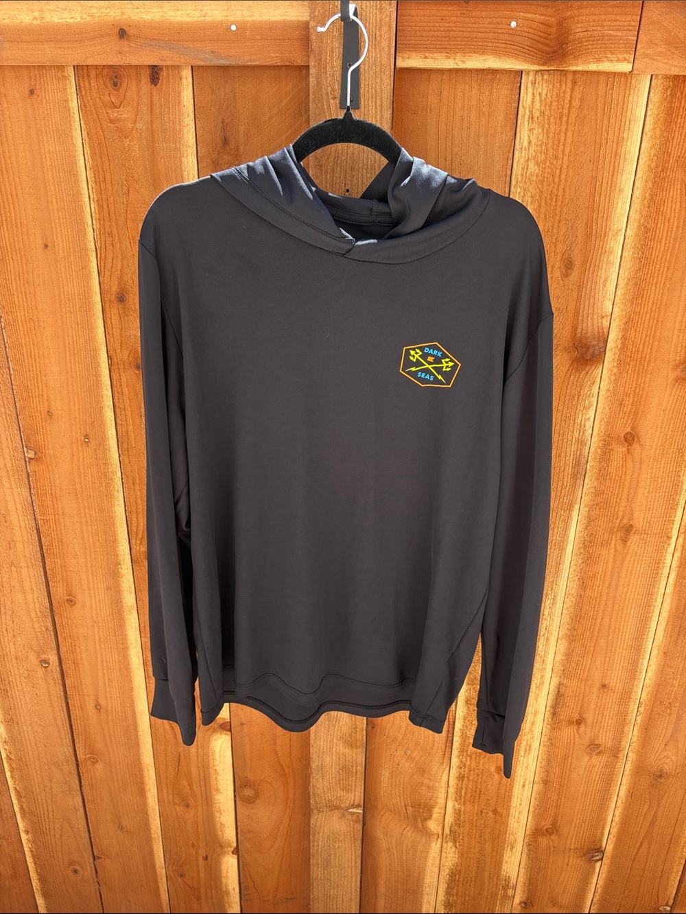 Men's dark Seas Black Hooded Long-Sleeve Pullover Fishing Shirt
